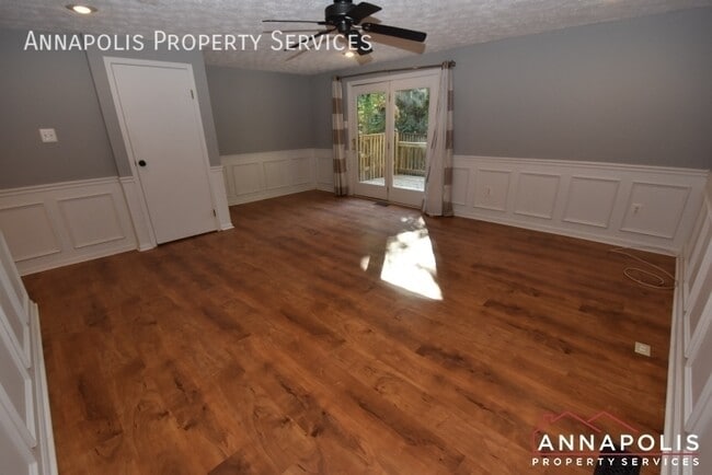 Foto del edificio - 559 Melissa Ct