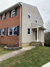 Building Photo - 464 Worthington Rd