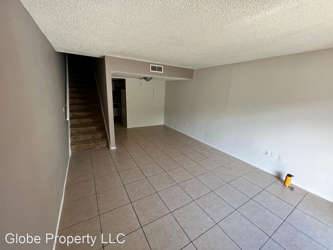 Building Photo - 1 br, 1.5 bath House - 4113 S Semoran Blvd...