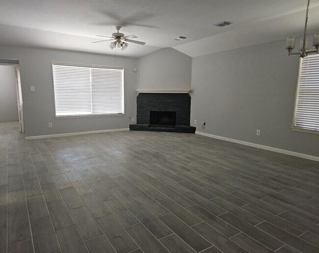 Foto del edificio - 7022 Meadow Hawk Ct