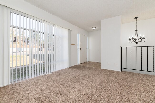 Foto del edificio - 4578 W Pondview Dr