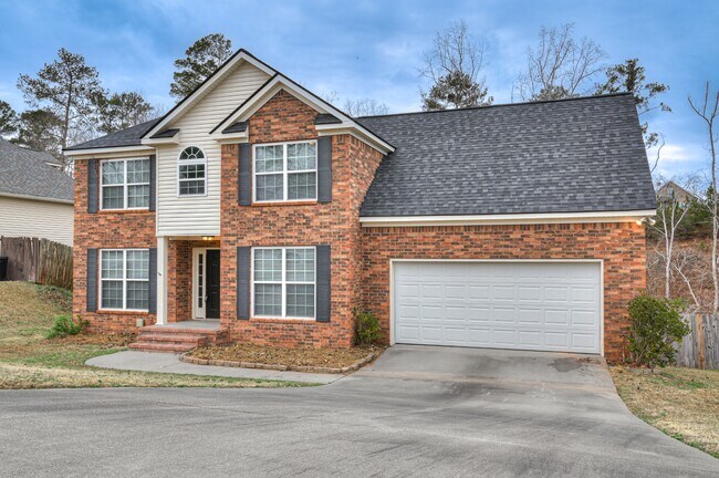 Foto del edificio - 4866 Orchard Hill Dr