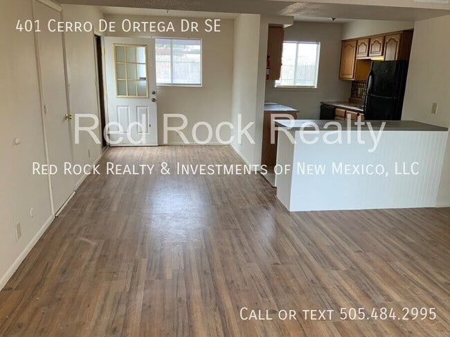 Foto del edificio - 401 Cerro De Ortega Dr SE