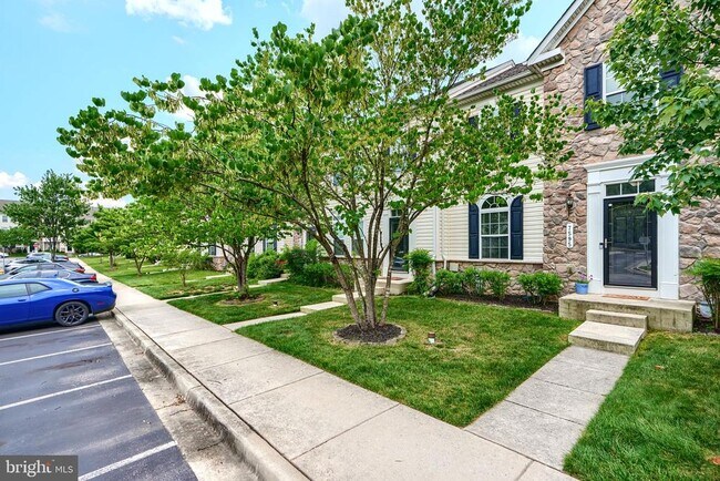 Foto del edificio - 7595 Taunton Ct
