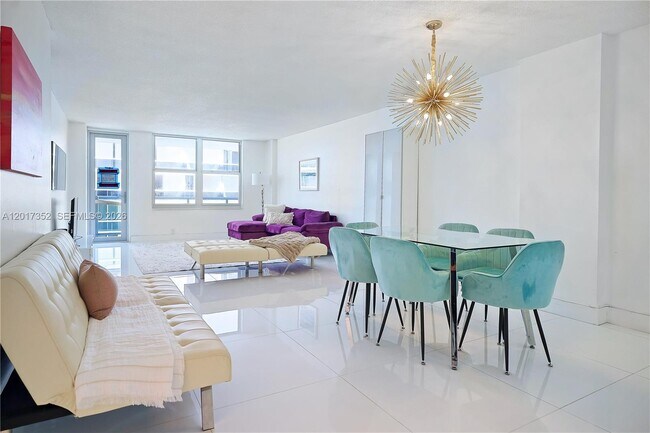 Foto del edificio - 9511 Collins Ave