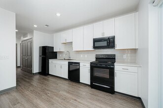 Interior Photo - Vera on Broad