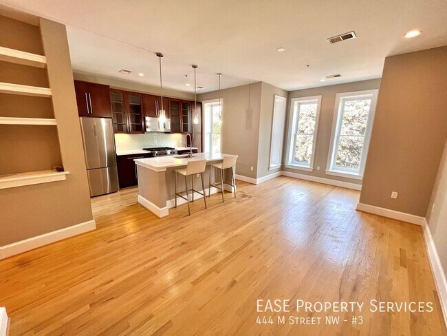 Foto del edificio - 444 M St NW