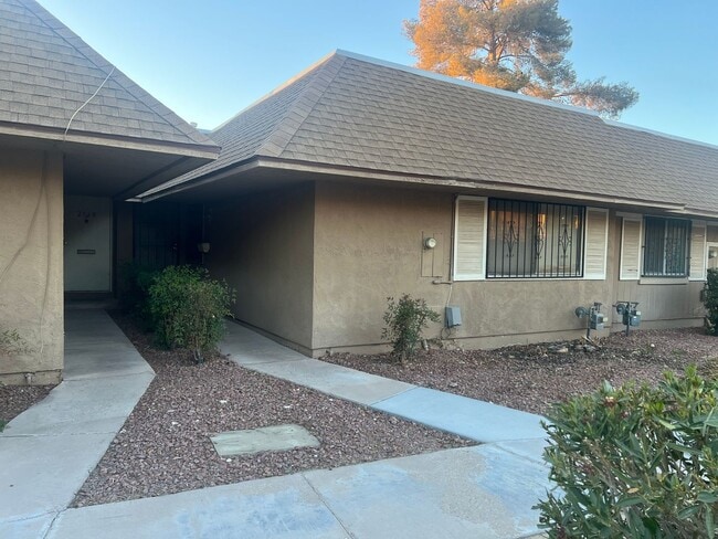 Building Photo - Ready for Move In -2 weeks free for immediate move in
