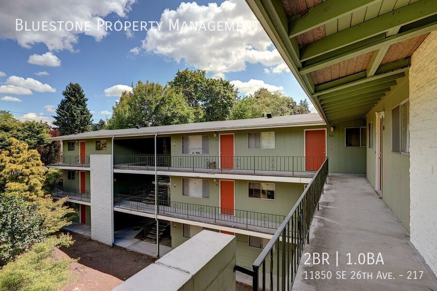 Foto principal - 11850 SE 26th Ave