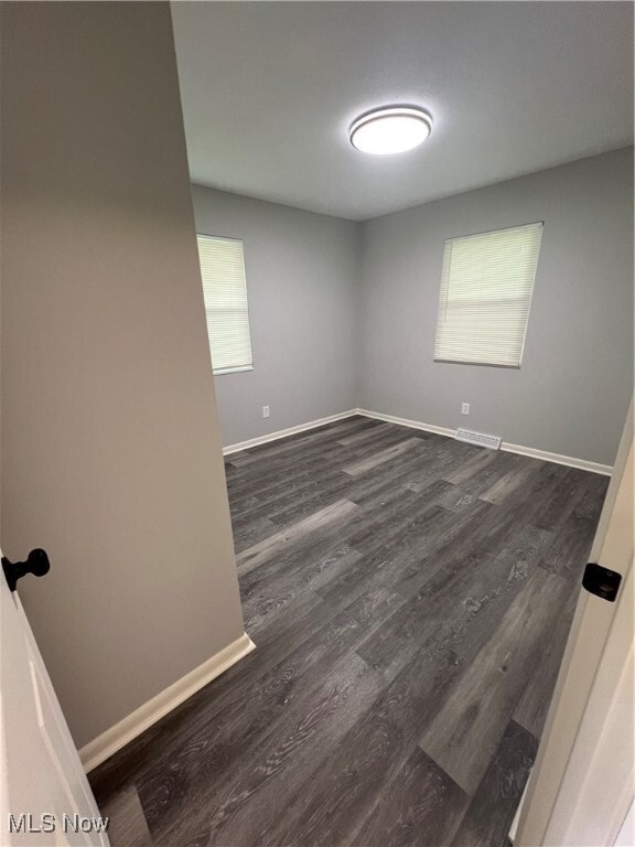 Building Photo - 2561 Edwin Ave