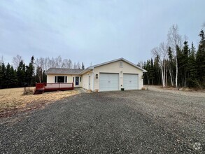 Building Photo - 1951 Rosewood Dr