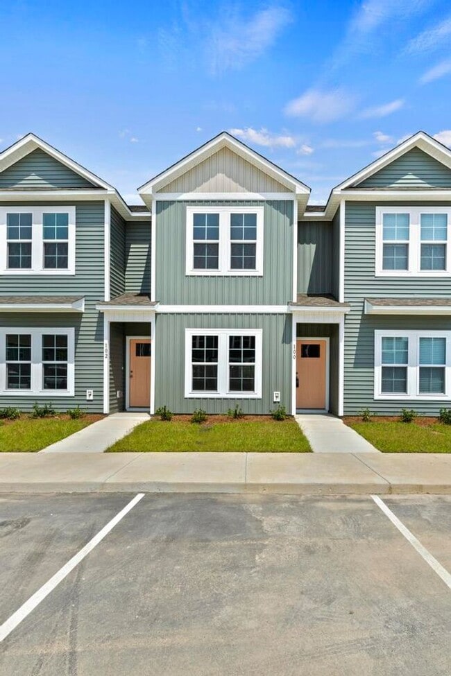 Building Photo - 100 Loren Rd