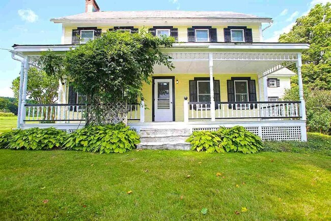 Foto del edificio - 818 Danby Hill Rd