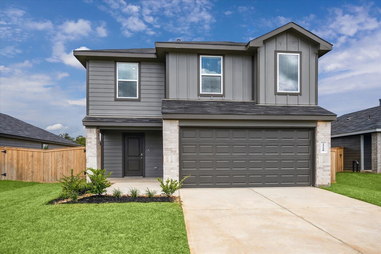 Foto principal - 15150 Willow Hts Ln