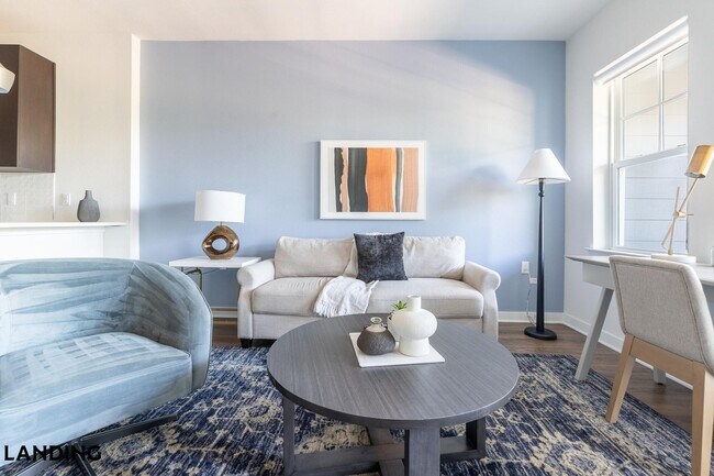 Foto del edificio - 1225 Utica Dr