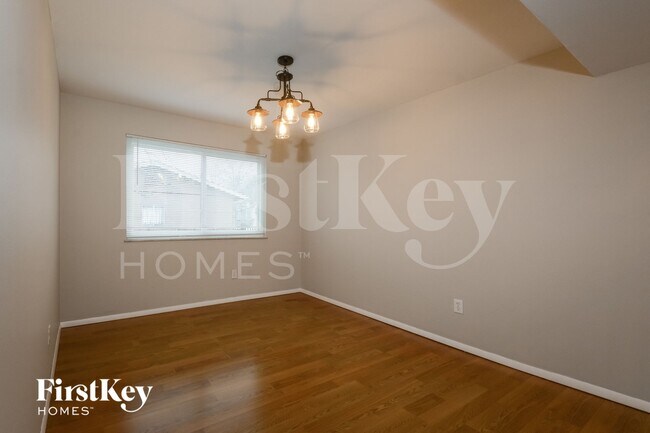 Foto del edificio - 846 Vlg Mdw Dr