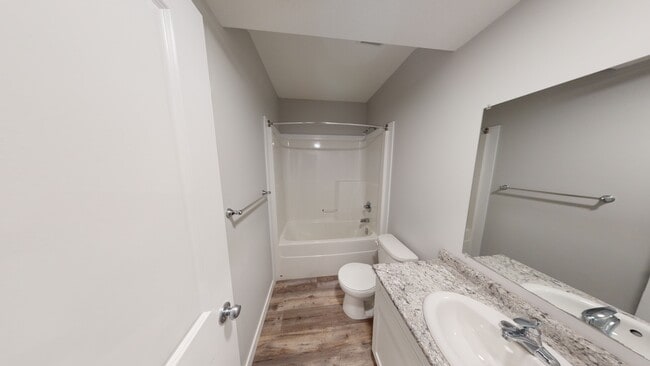 Building Photo - 9527 113 Ave