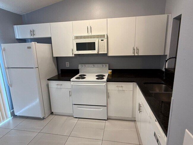 Foto del edificio - For Rent – 3BR/2BA Villa in Kissimmee