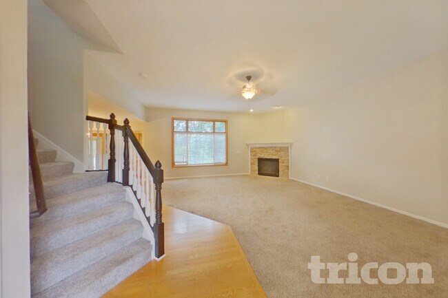 Foto del edificio - 1259 Irvine Dr