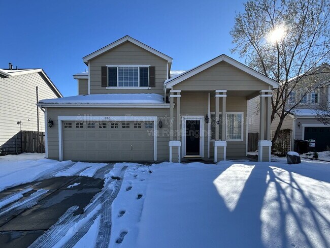 Building Photo - 878 Rancher Dr