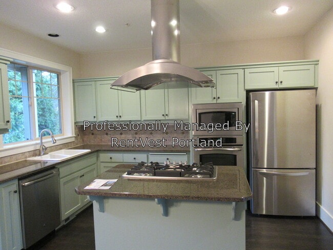 Building Photo - 5071 W Sunset Dr