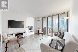 Building Photo - 40 Homewood Ave