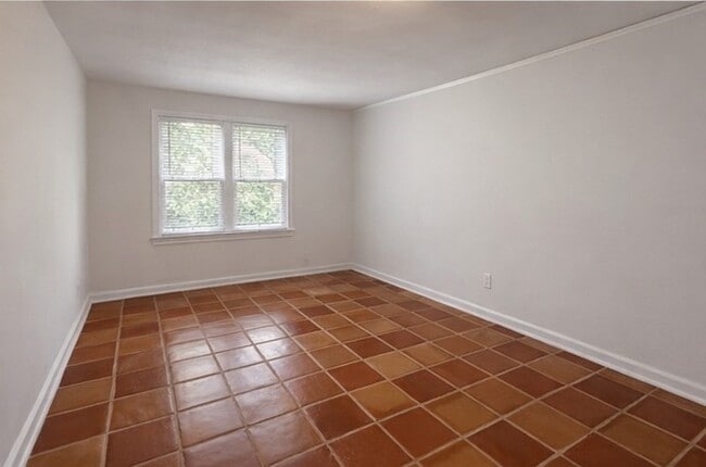 Building Photo - 1928 North Blvd