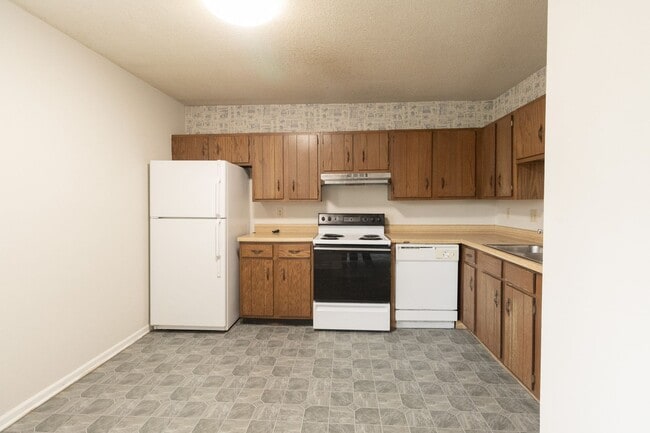Building Photo - 3616-3618 Sugar Tree Lane