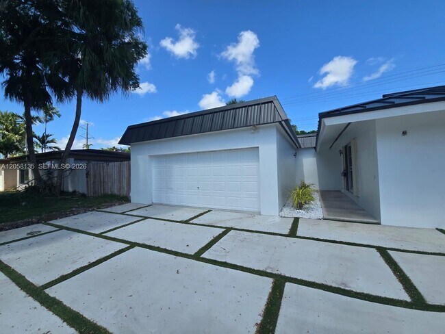 Foto del edificio - 8404 SW 102nd Pl