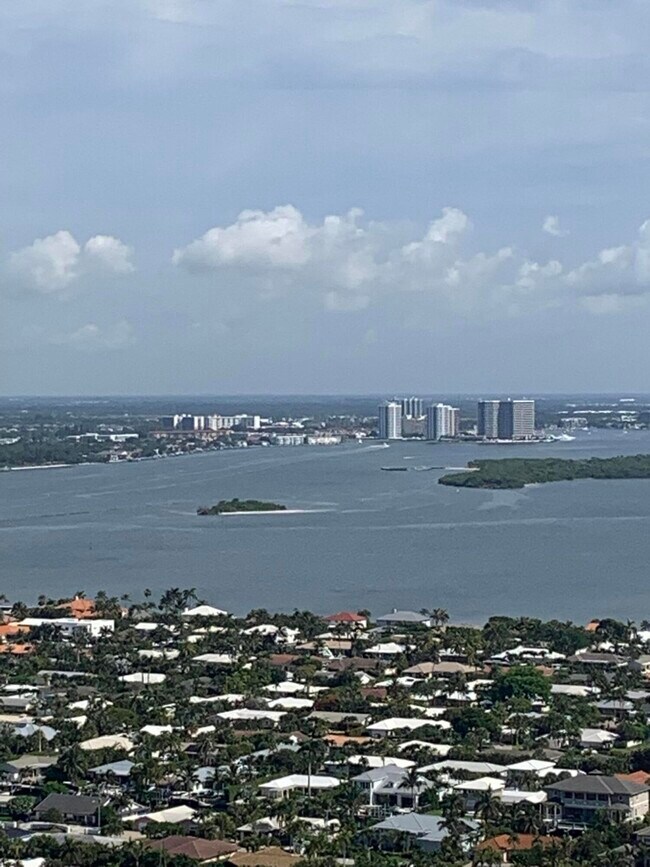 Foto del edificio - 3000 N Ocean Dr