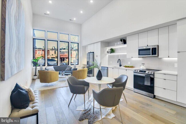 Foto del edificio - 3622 GEORGIA Ave NW