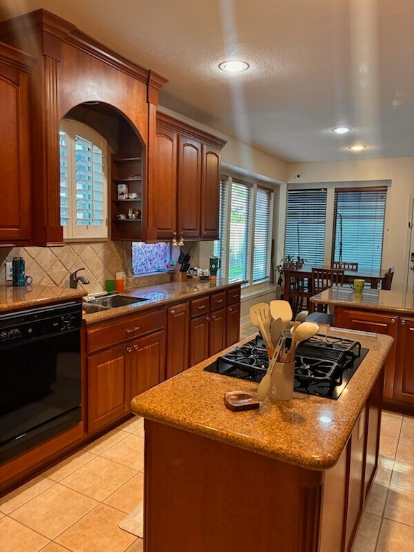 Foto del edificio - 5714 Brennan Ridge Ln