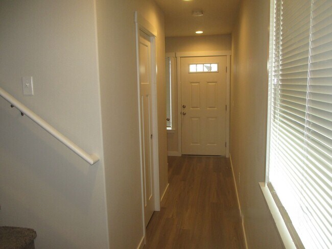 Building Photo - 436 103rd St Ct S