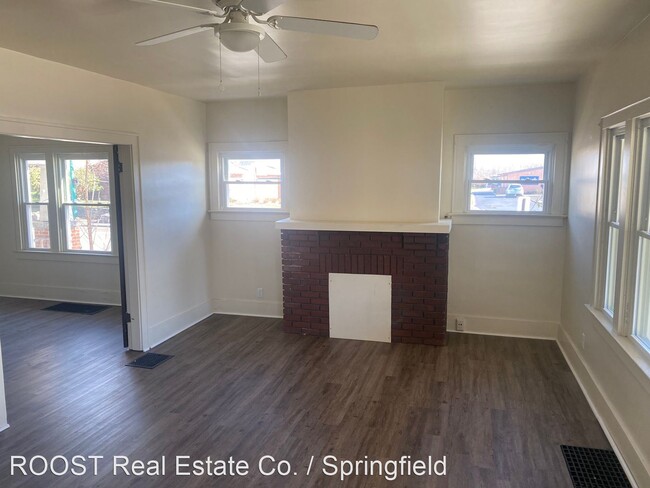 Building Photo - 3 br, 1 bath House - 152 Hampton