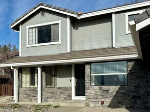 Building Photo - 1646 Golddust Dr