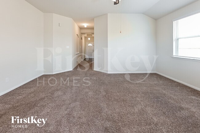 Building Photo - 15809 Roberto Clemente Ct