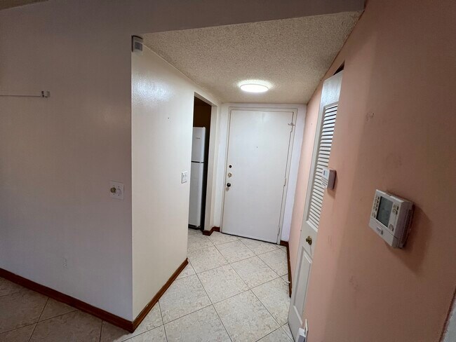 Foto del edificio - 7745 SW 86th St