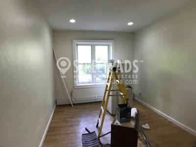 Building Photo - bedroom in Boston MA 02120