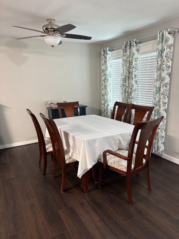 Foto del edificio - 263 Sandy Ridge Dr