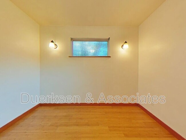 Foto del edificio - 1041 NW 23rd St