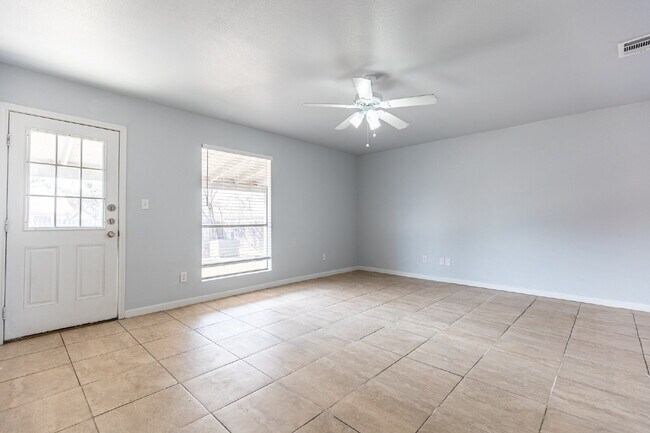 Foto del edificio - 13719 Earlywood St