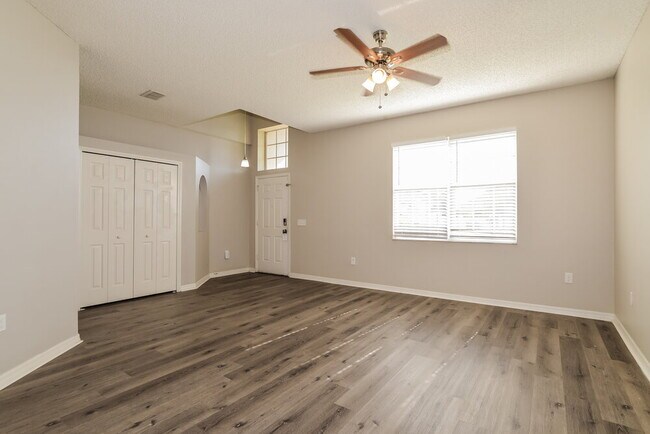 Foto del edificio - 4414 Canopy Ct