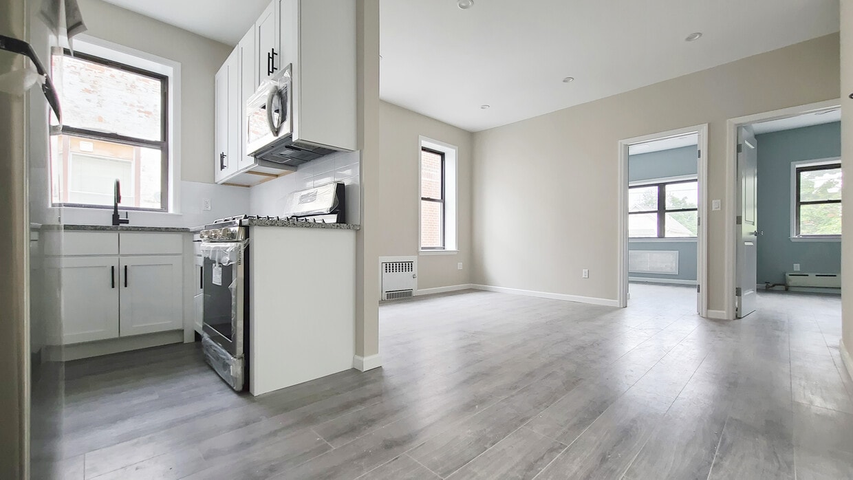 Completely renovated - 1484 E 8th St
