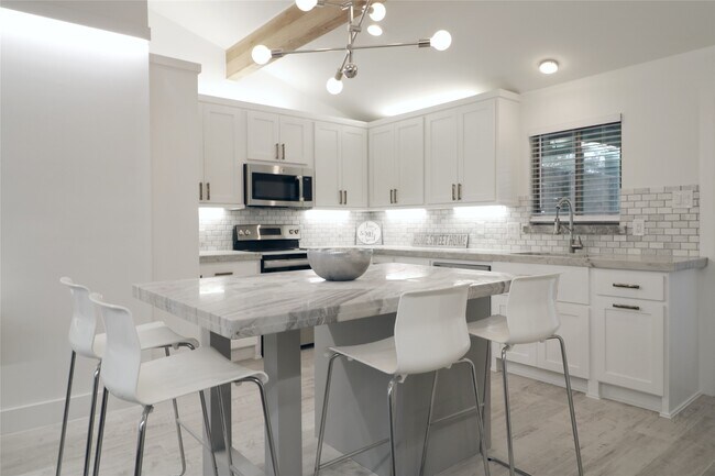 Foto del edificio - 1802 Arbor St