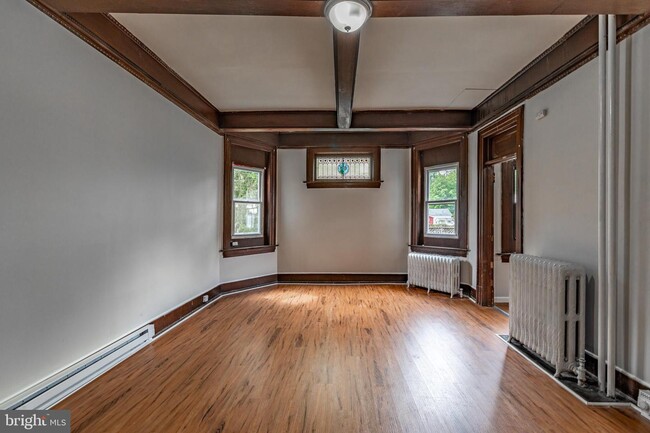 Building Photo - 403 Washington Ave