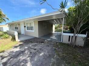 Building Photo - 9810 SW 165th Terrace