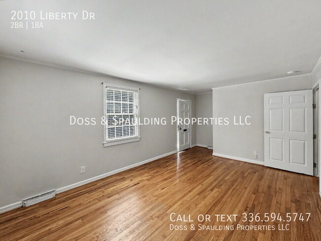 Building Photo - 2010 Liberty Dr