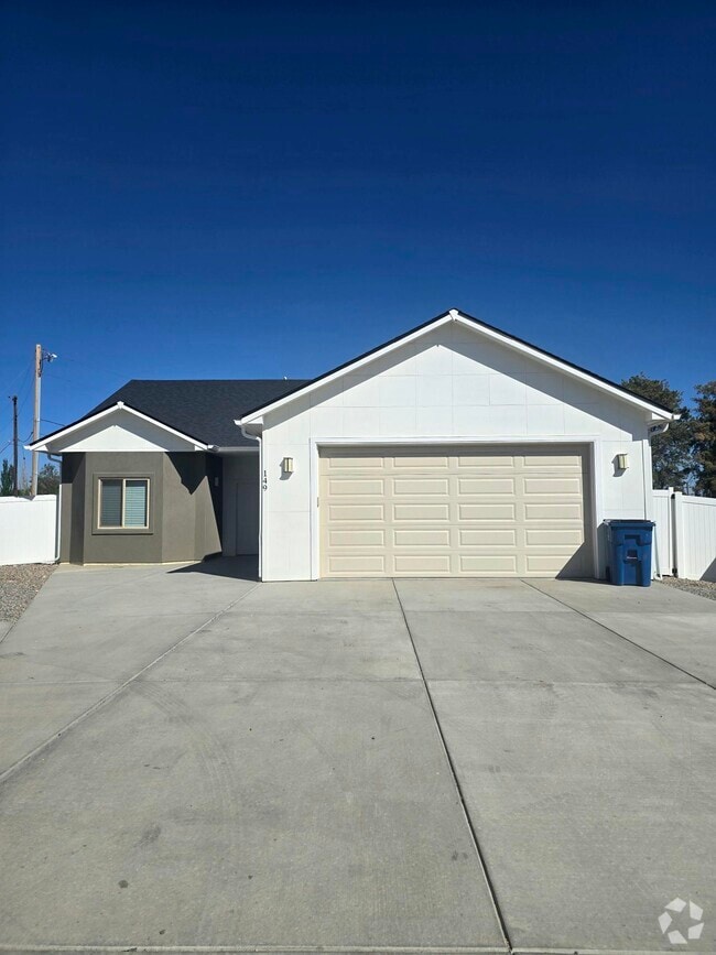 Building Photo - 149 Buena Vista Dr