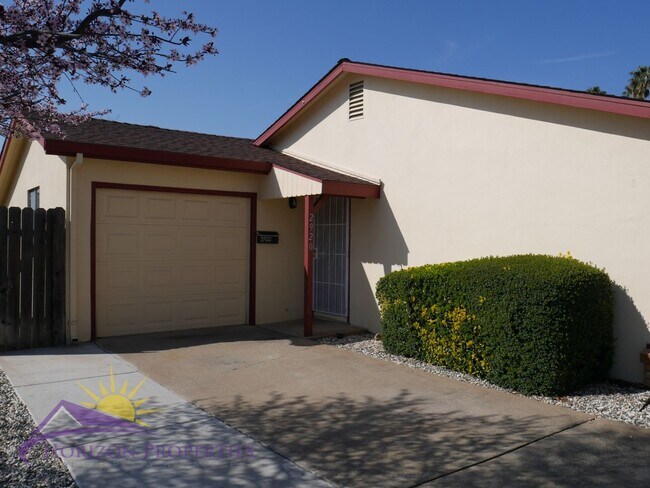 Building Photo - 10556 Mills Tower Dr/2920 Mills Park Dr
