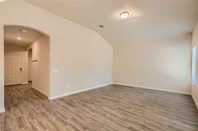 Building Photo - Move in ready!! NW San Antonio